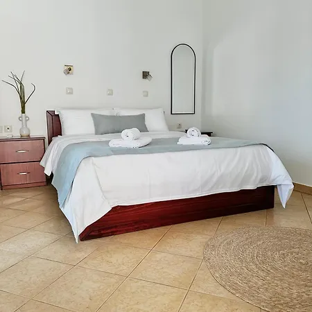 Porto Nuovo 2 לימנאס